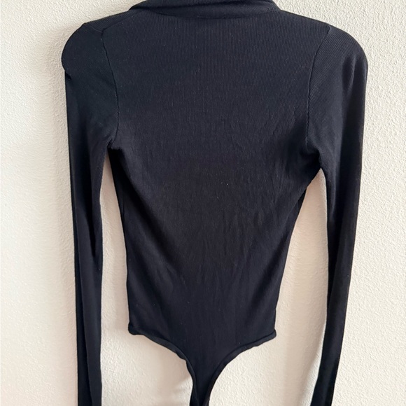 Alix NYC Monterey Bodysuit in Black
ALIX NYC - Small - Picture 4 of 4